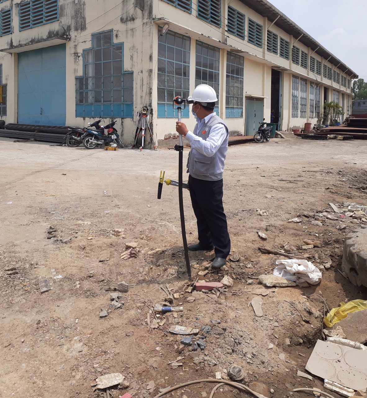 Khảo sát địa hình