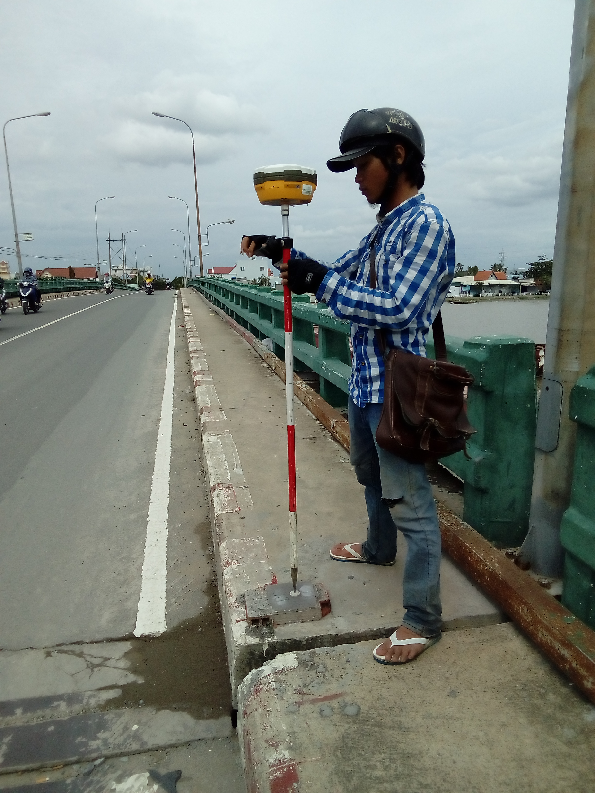 Khảo sát địa hình