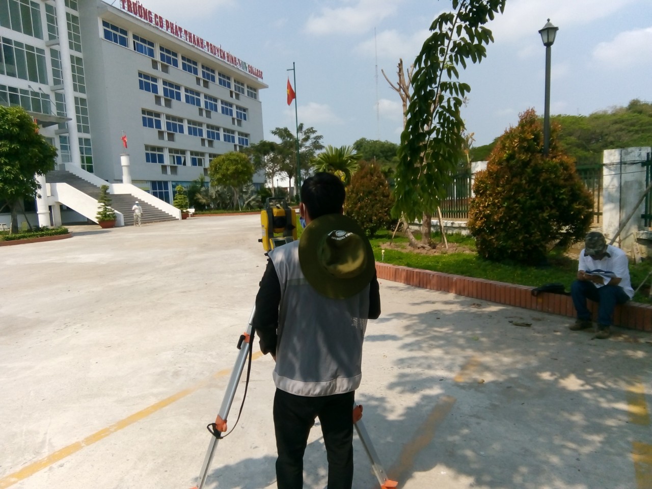 Khảo sát địa hình